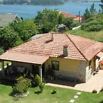 Semesterbostad Con Piscinajardinbarbacoa Pontevedra
