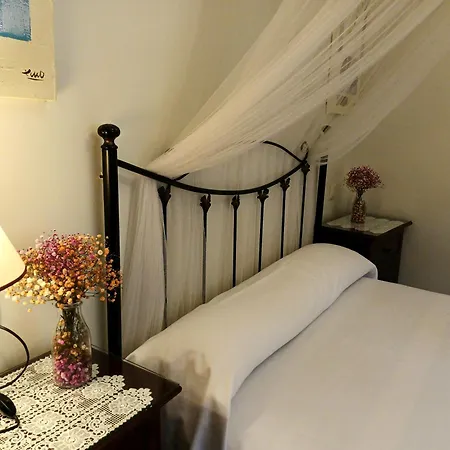 Con Piscinajardinbarbacoa *